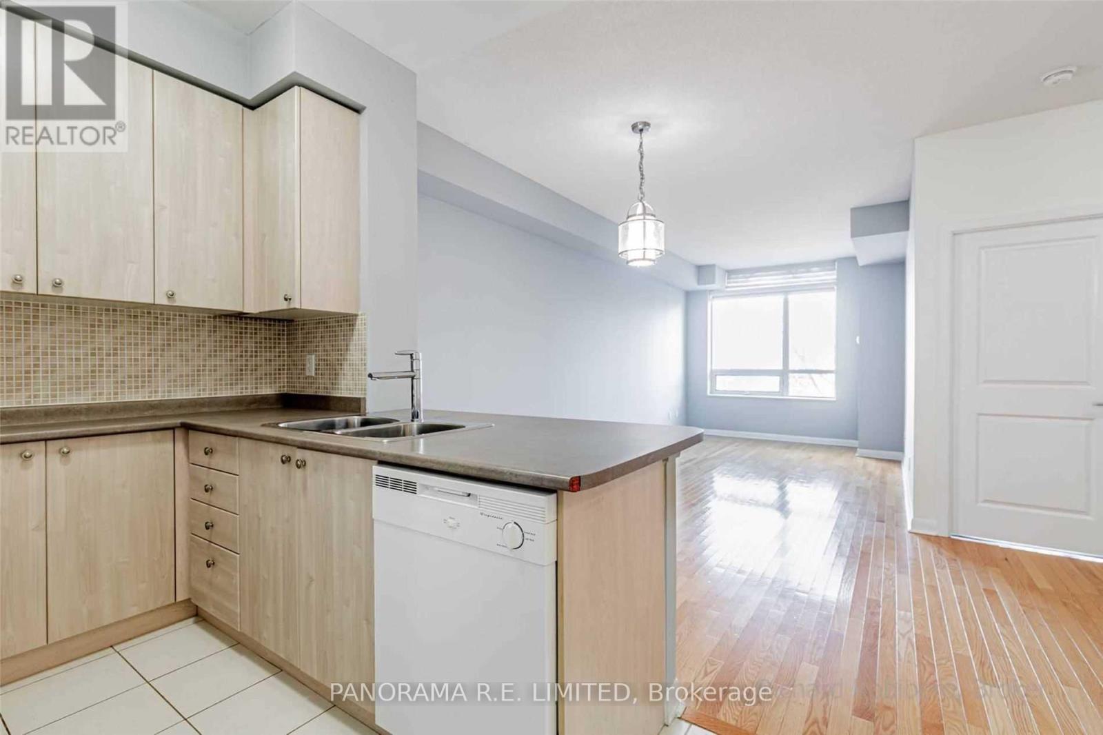 209 - 235 SHERWAY GARDENS ROAD Property Photo 1