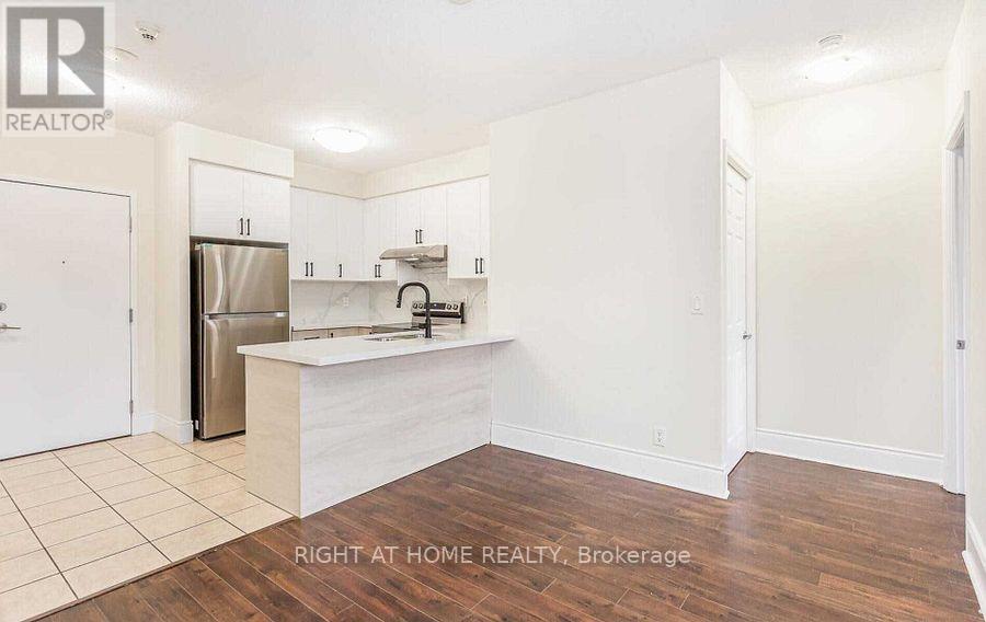 235 - 3888 Duke Of York Boulevard Property Photo 11