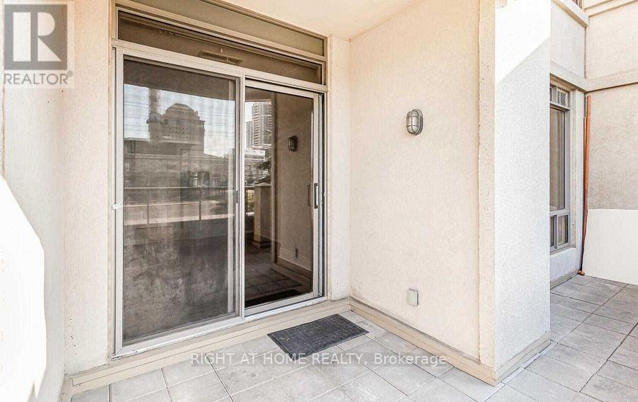 235 - 3888 Duke Of York Boulevard Property Photo 24