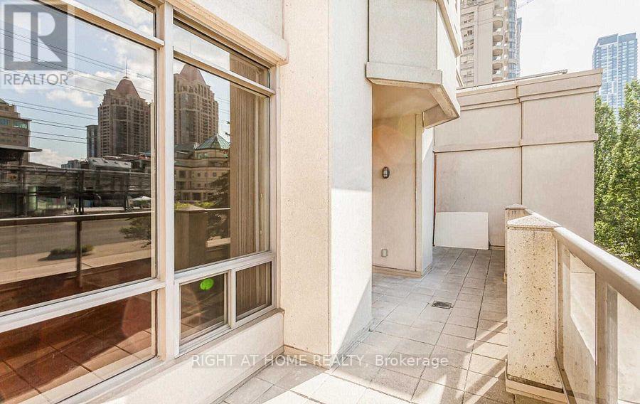 235 - 3888 Duke Of York Boulevard Property Photo 25