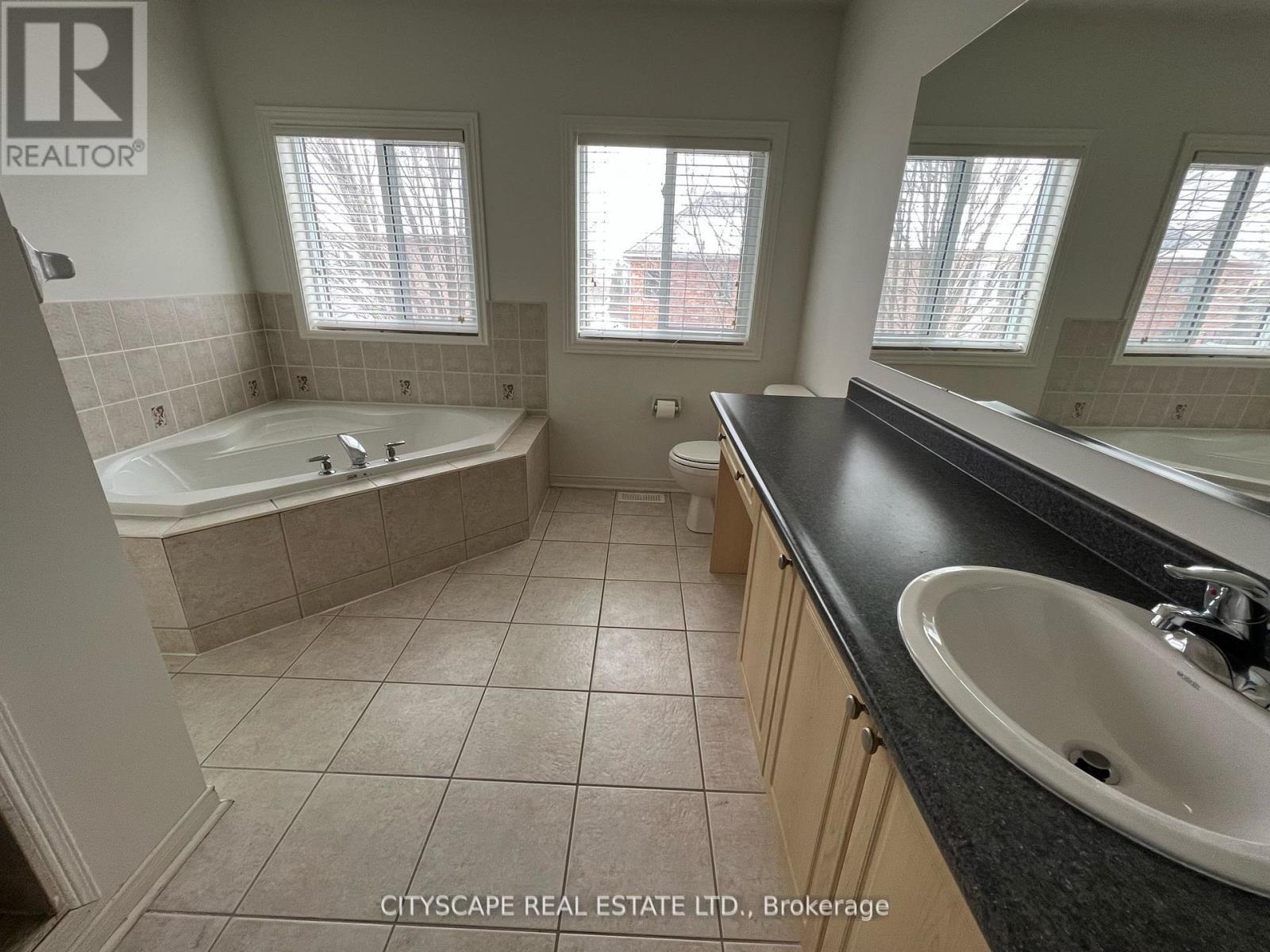 5436 Blue Spruce Avenue Property Photo 6