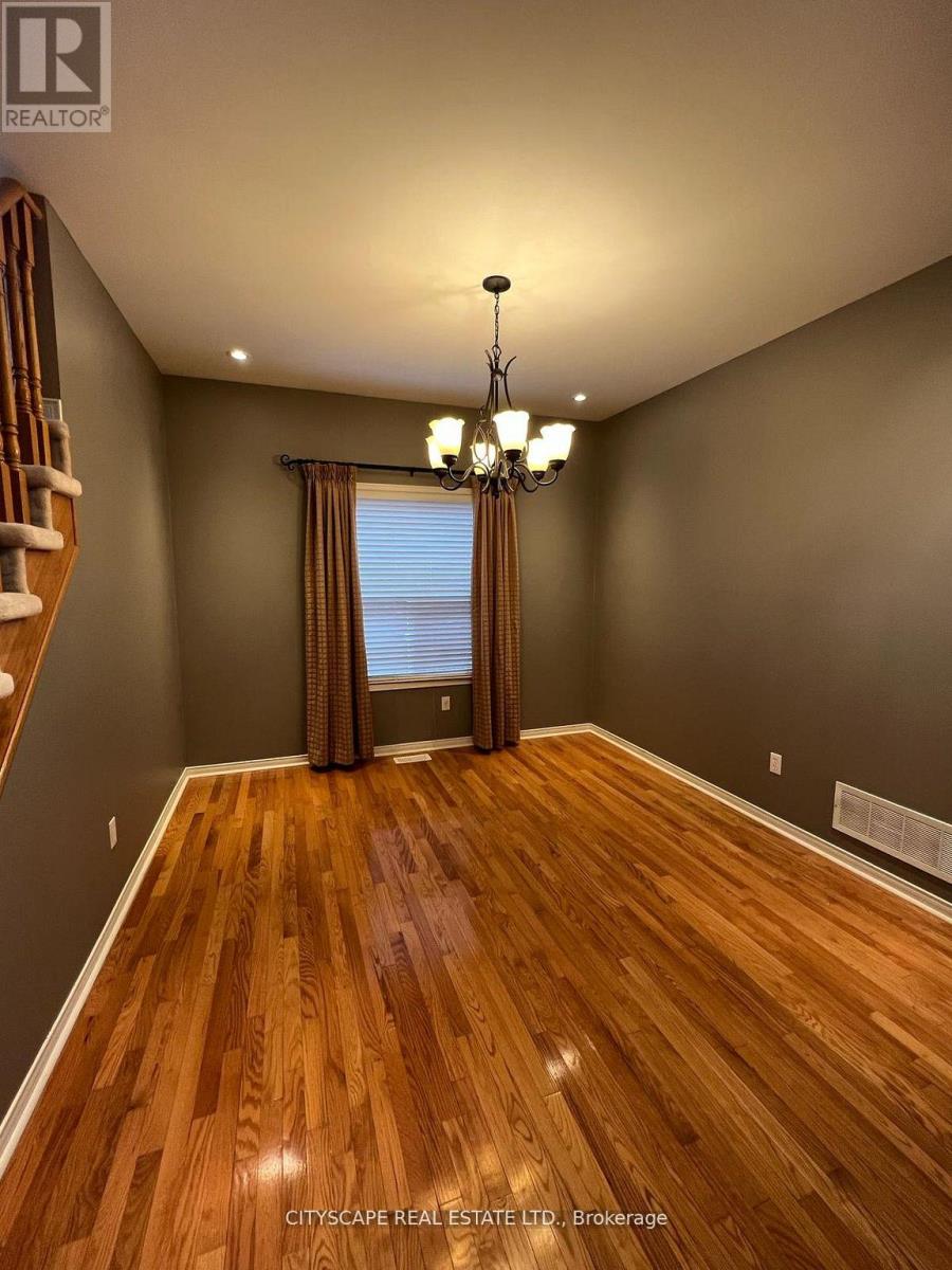 5436 Blue Spruce Avenue Property Photo 19