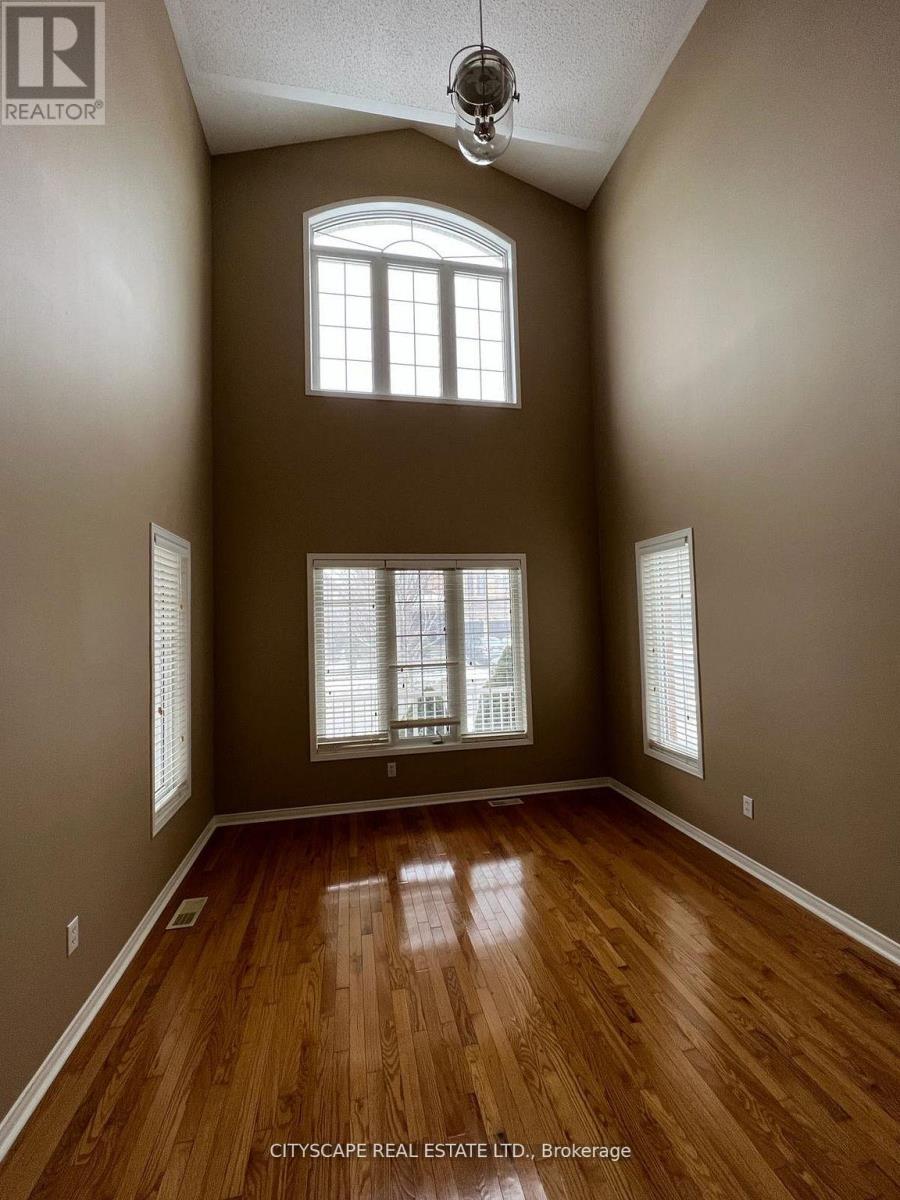 5436 Blue Spruce Avenue Property Photo 21