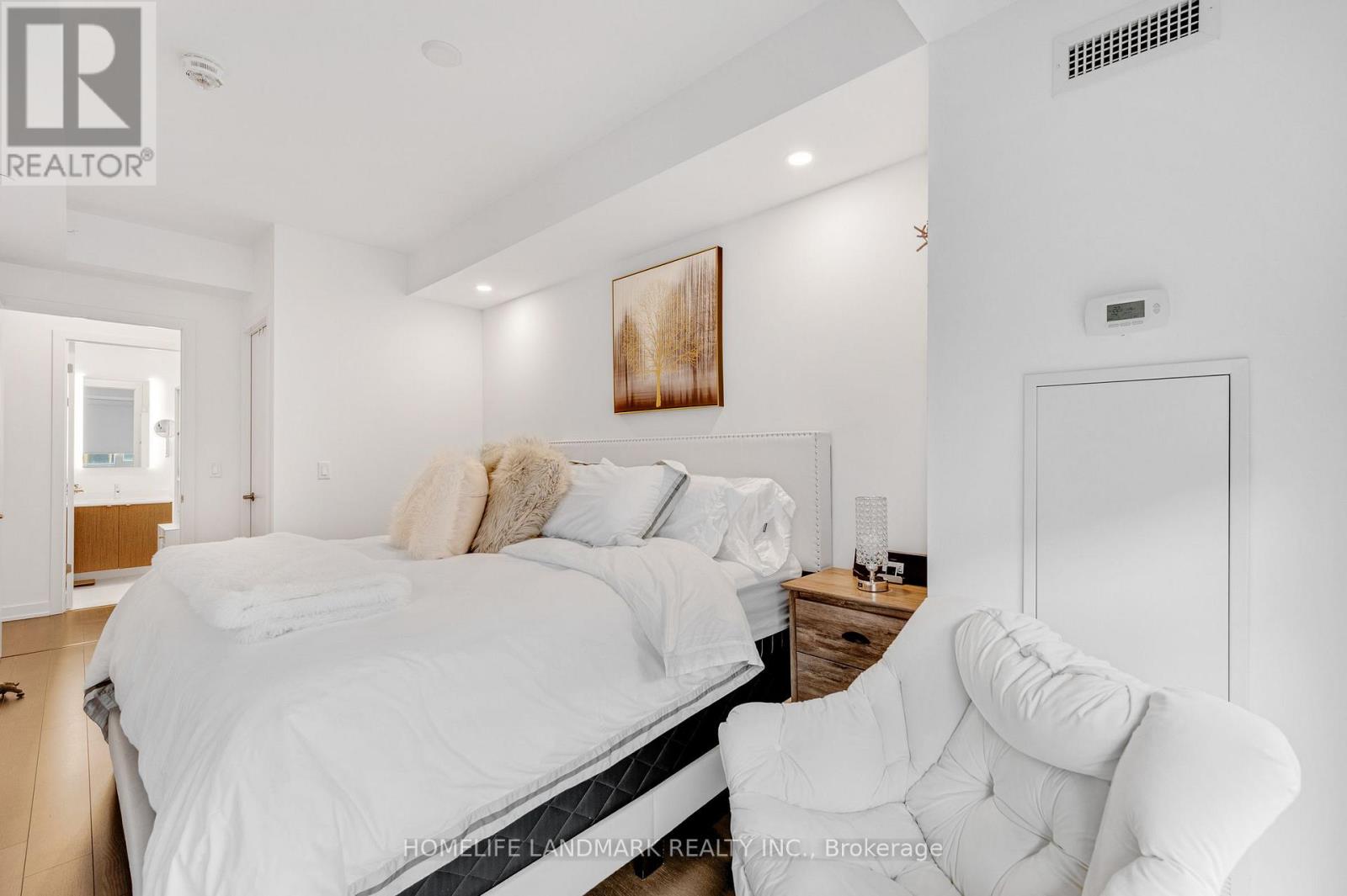 B213 - 5240 Dundas Street Property Photo 15