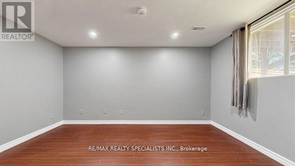 59 Sunforest Drive Property Photo 32