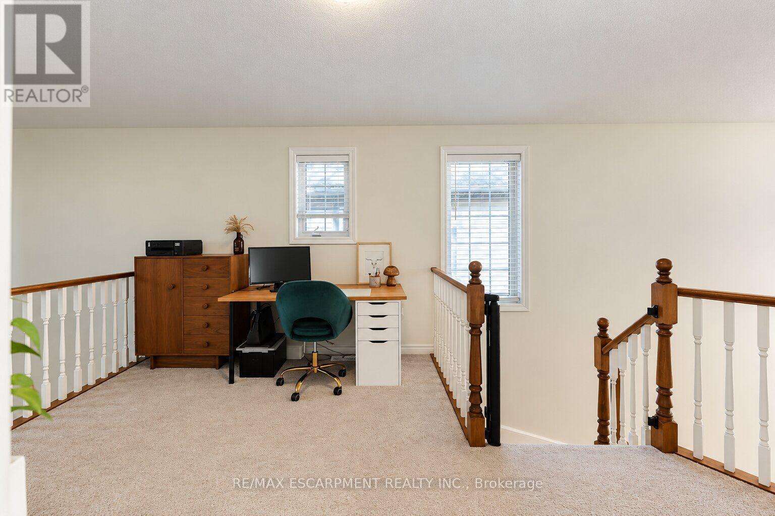 24 - 1375 Stephenson Drive Property Photo 18