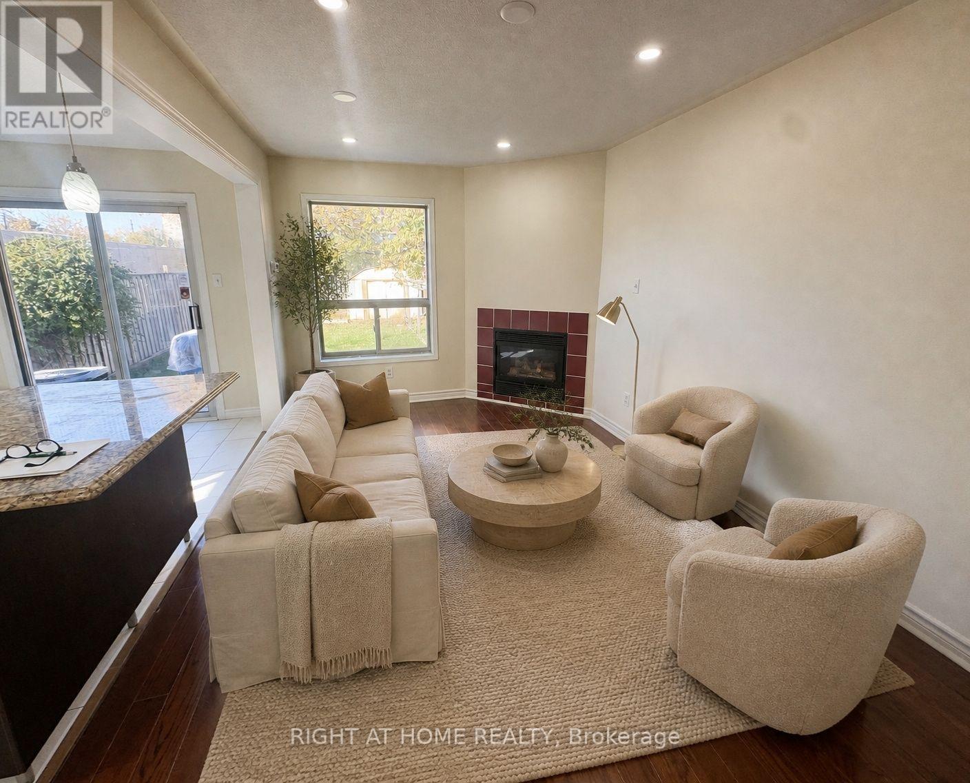 14 Acme Crescent Property Photo 3