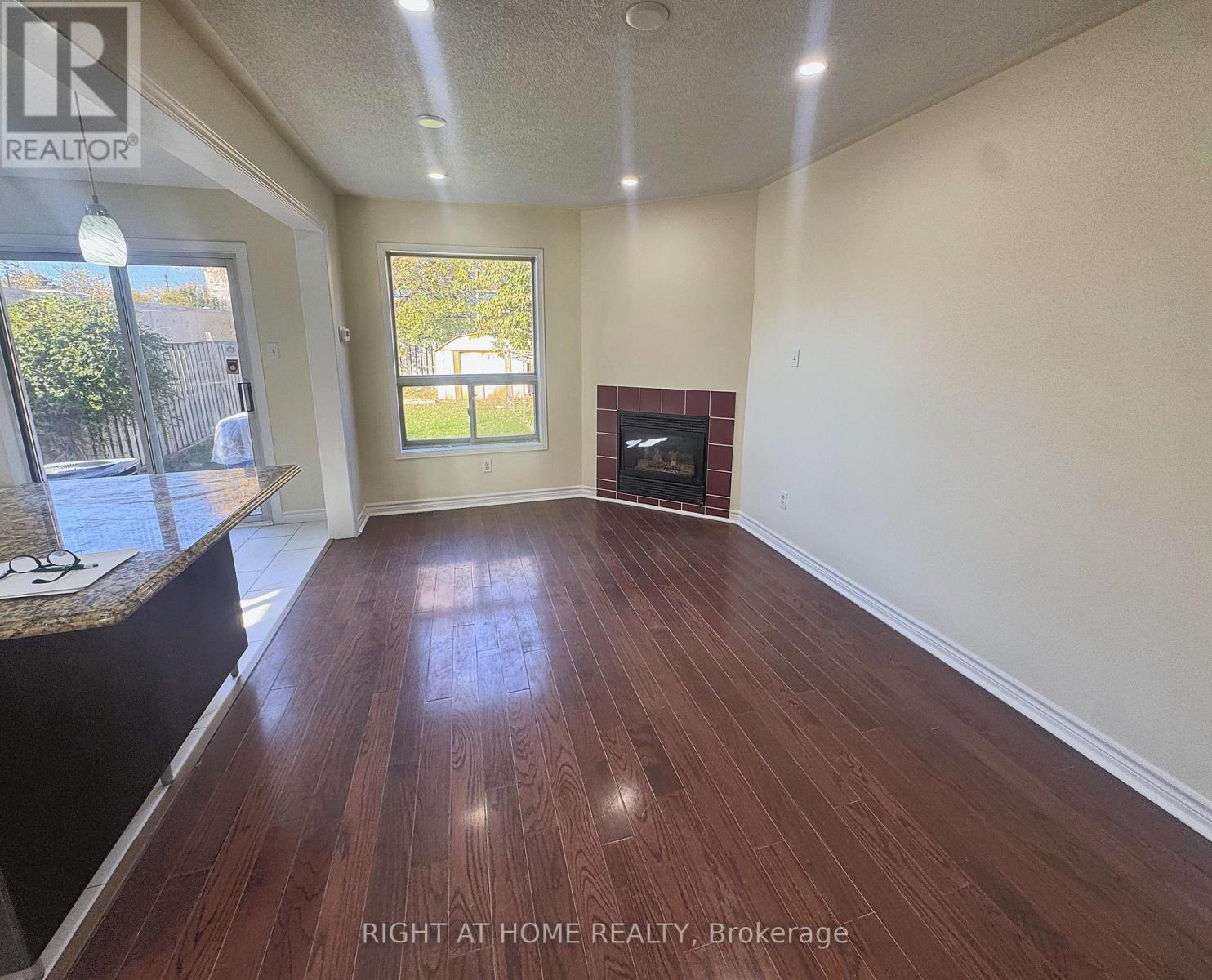 14 Acme Crescent Property Photo 4