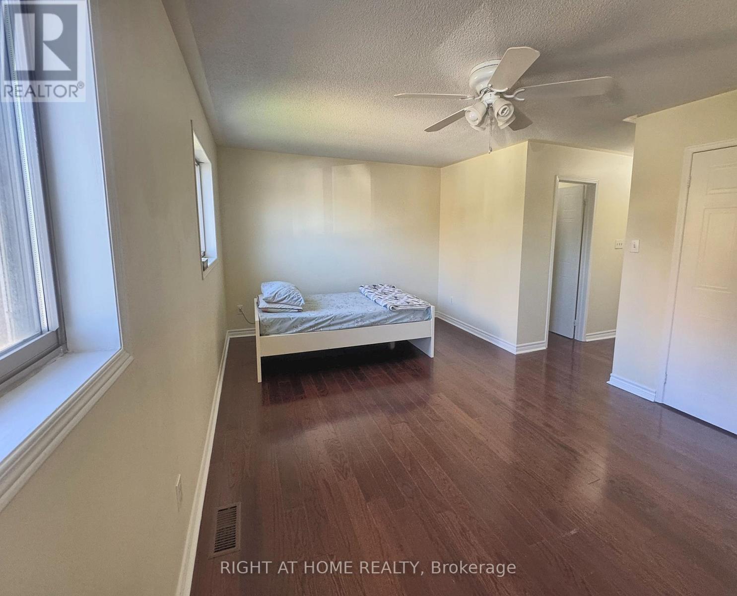 14 Acme Crescent Property Photo 15