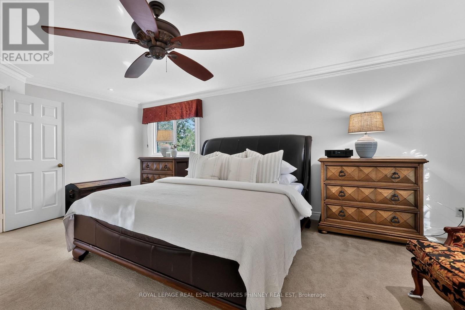 1572 Flamborough Circle Property Photo 18