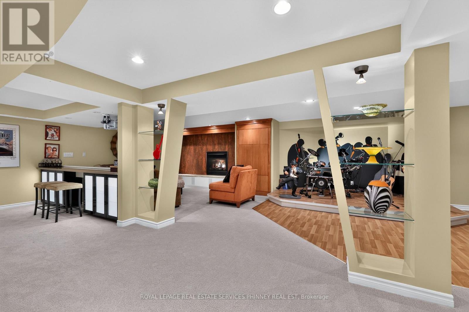 1572 Flamborough Circle Property Photo 29