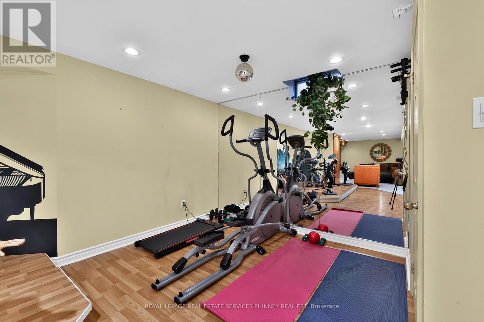 1572 Flamborough Circle Property Photo 31