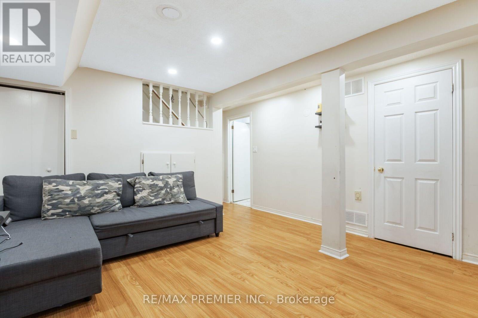 45 Rosebud Avenue Property Photo 35