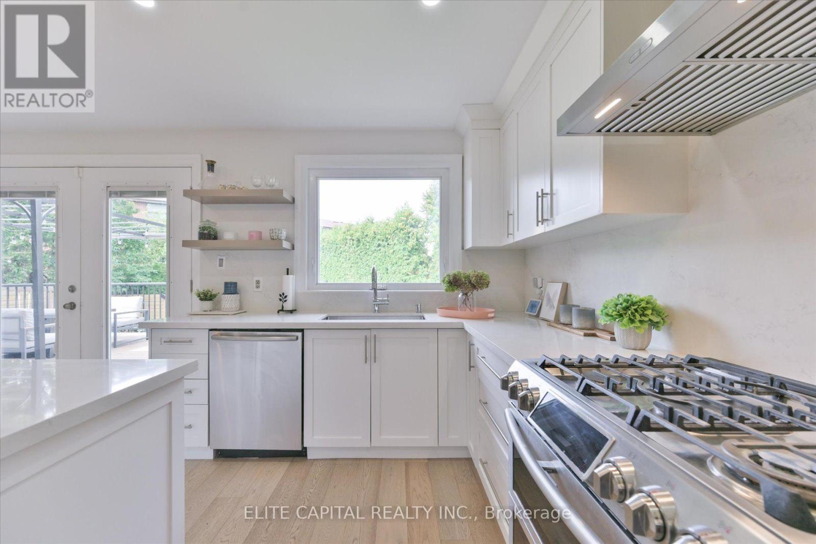 20 Raymore Drive Property Photo 16