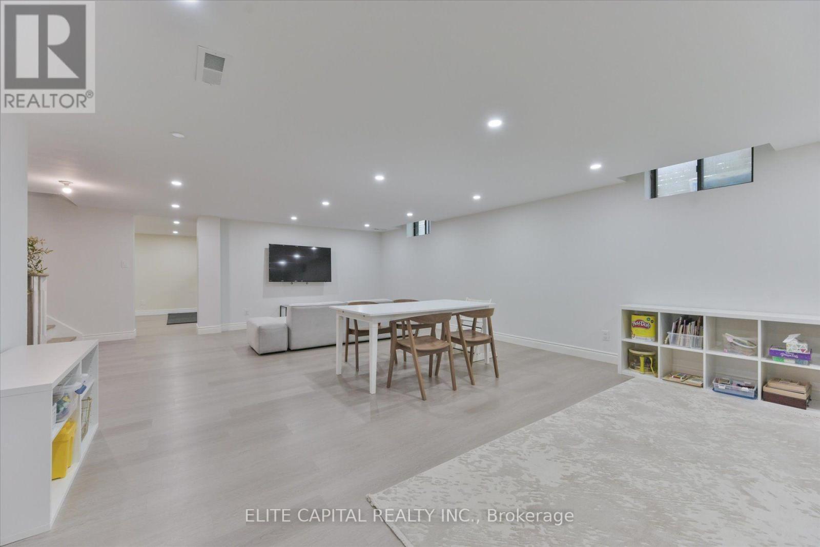 20 Raymore Drive Property Photo 36