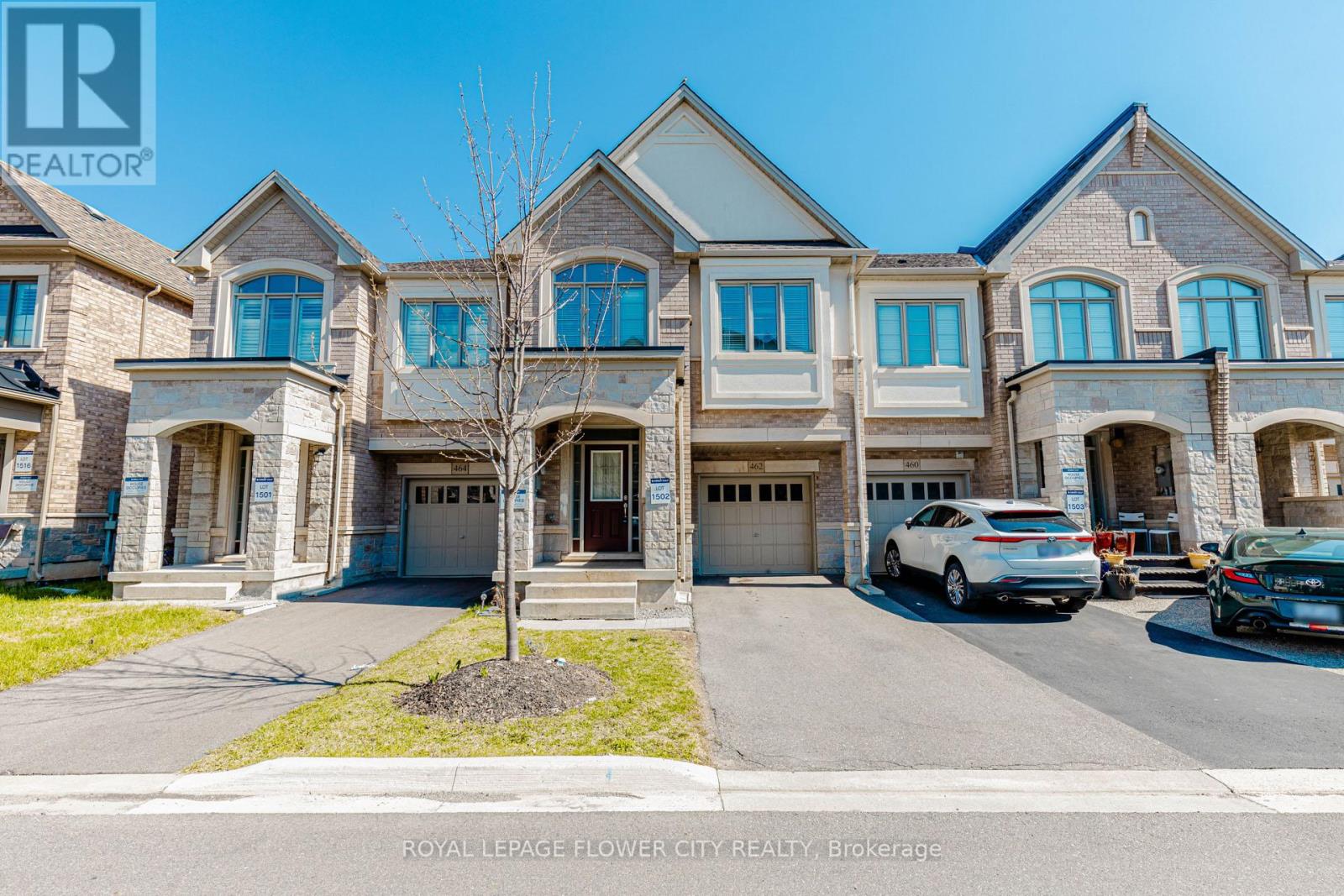 462 SHEAFFE PLACE Property Photo 1