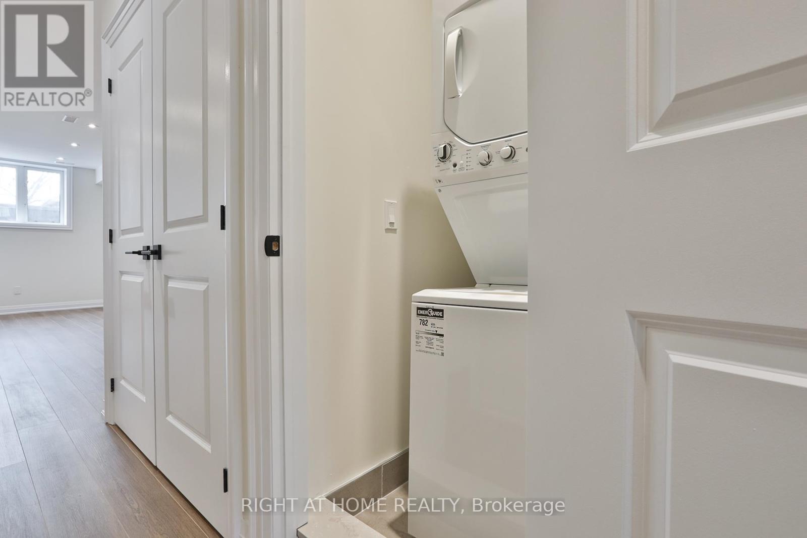 2 - 39 Fifteenth Street Property Photo 14