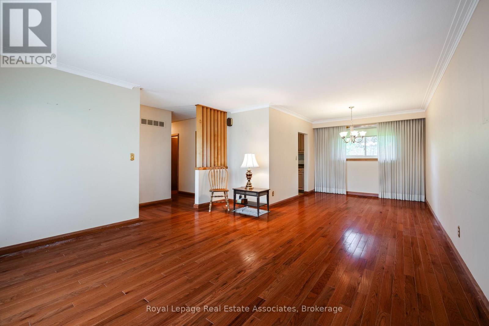 12851 9 Line Property Photo 9