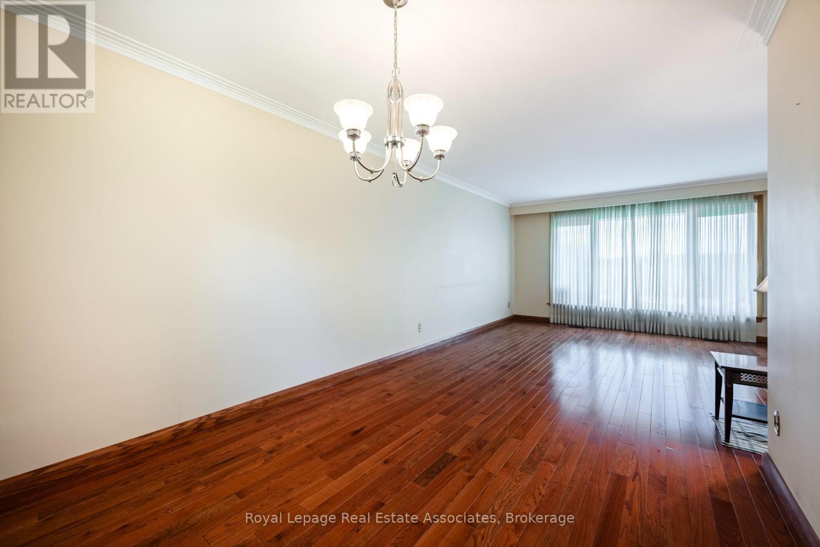12851 9 Line Property Photo 11