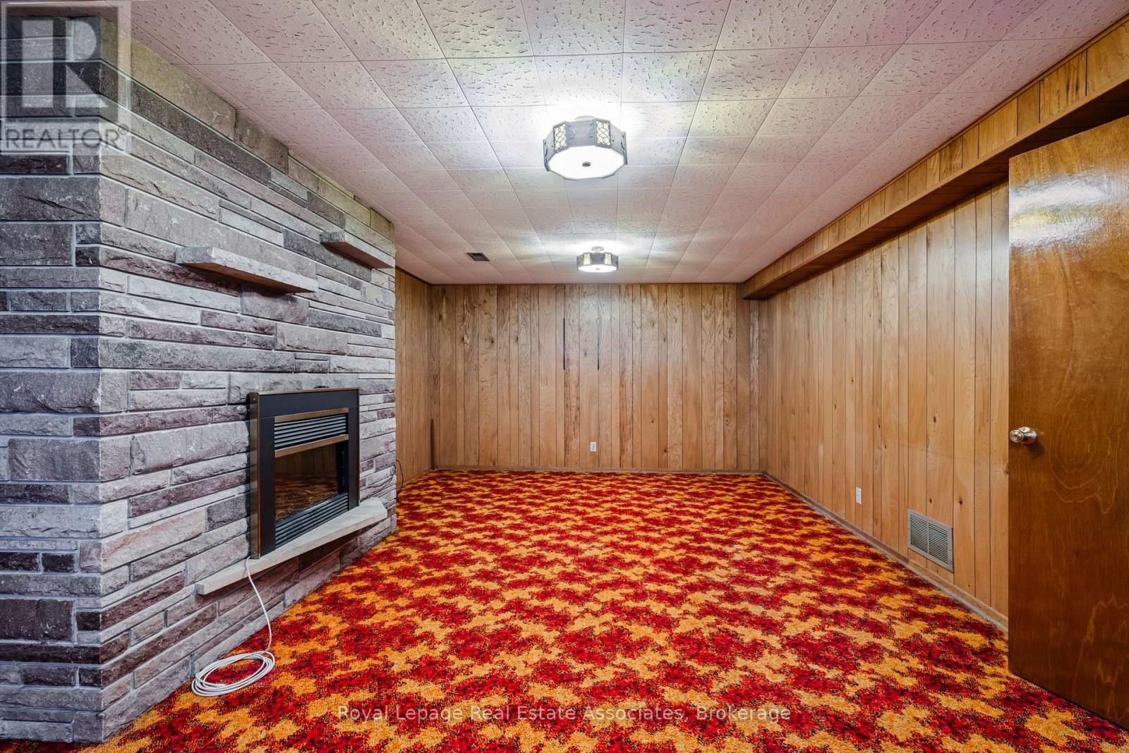 12851 9 Line Property Photo 29