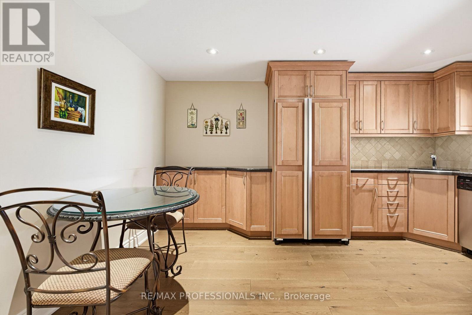 304 - 1271 Walden Circle Property Photo 12