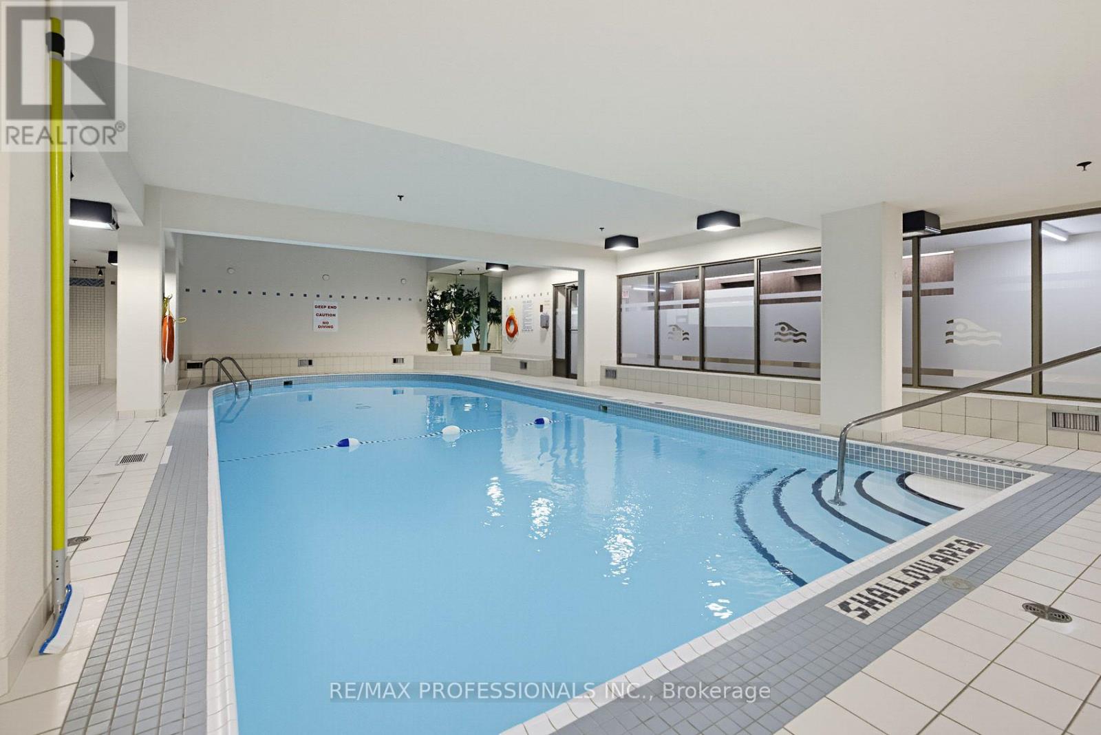 304 - 1271 Walden Circle Property Photo 42