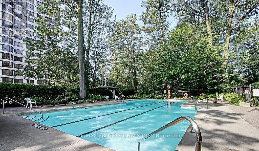304 - 1271 Walden Circle Property Photo 46