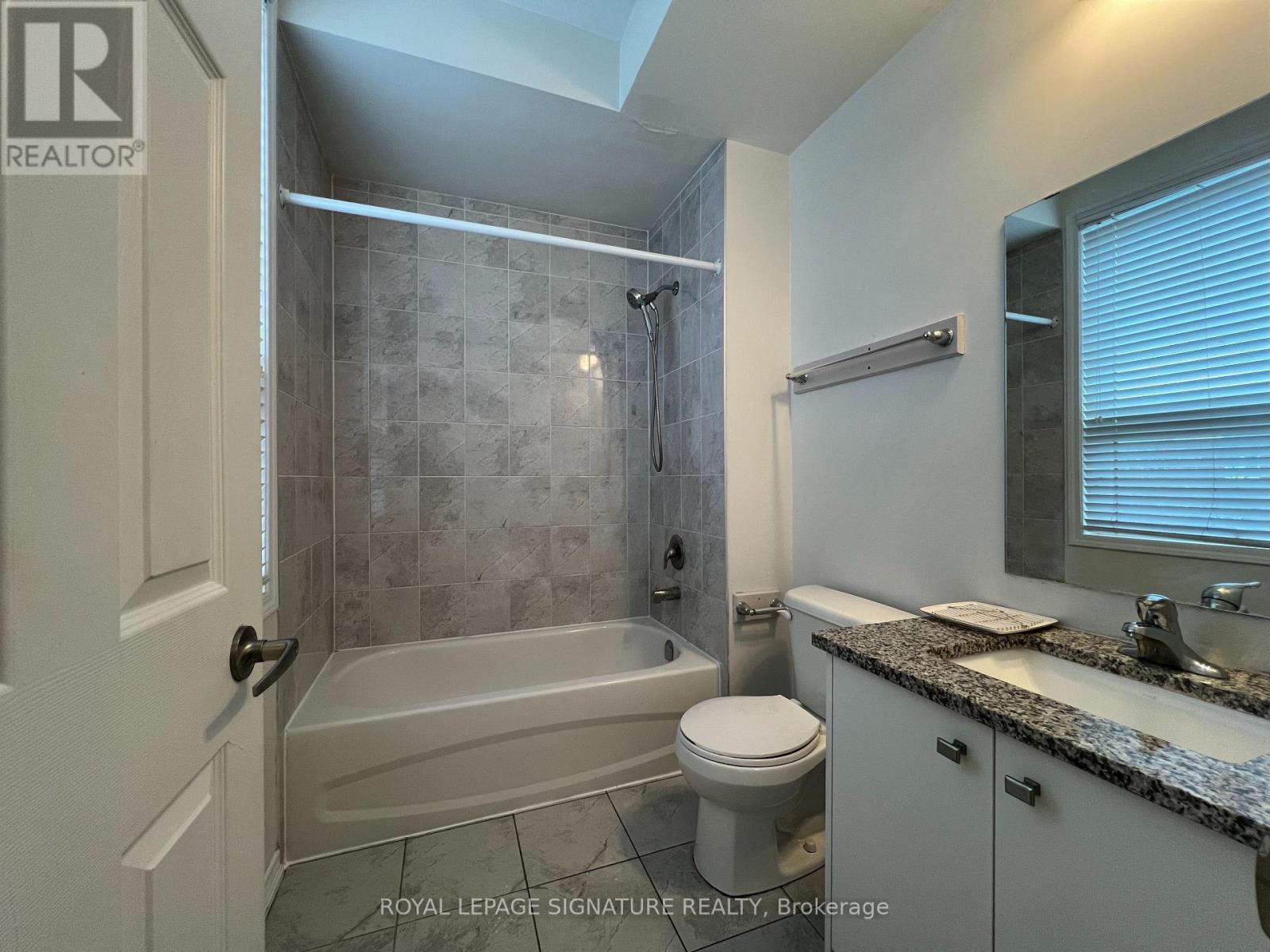 4 - 24 Humberwood Boulevard Property Photo 11