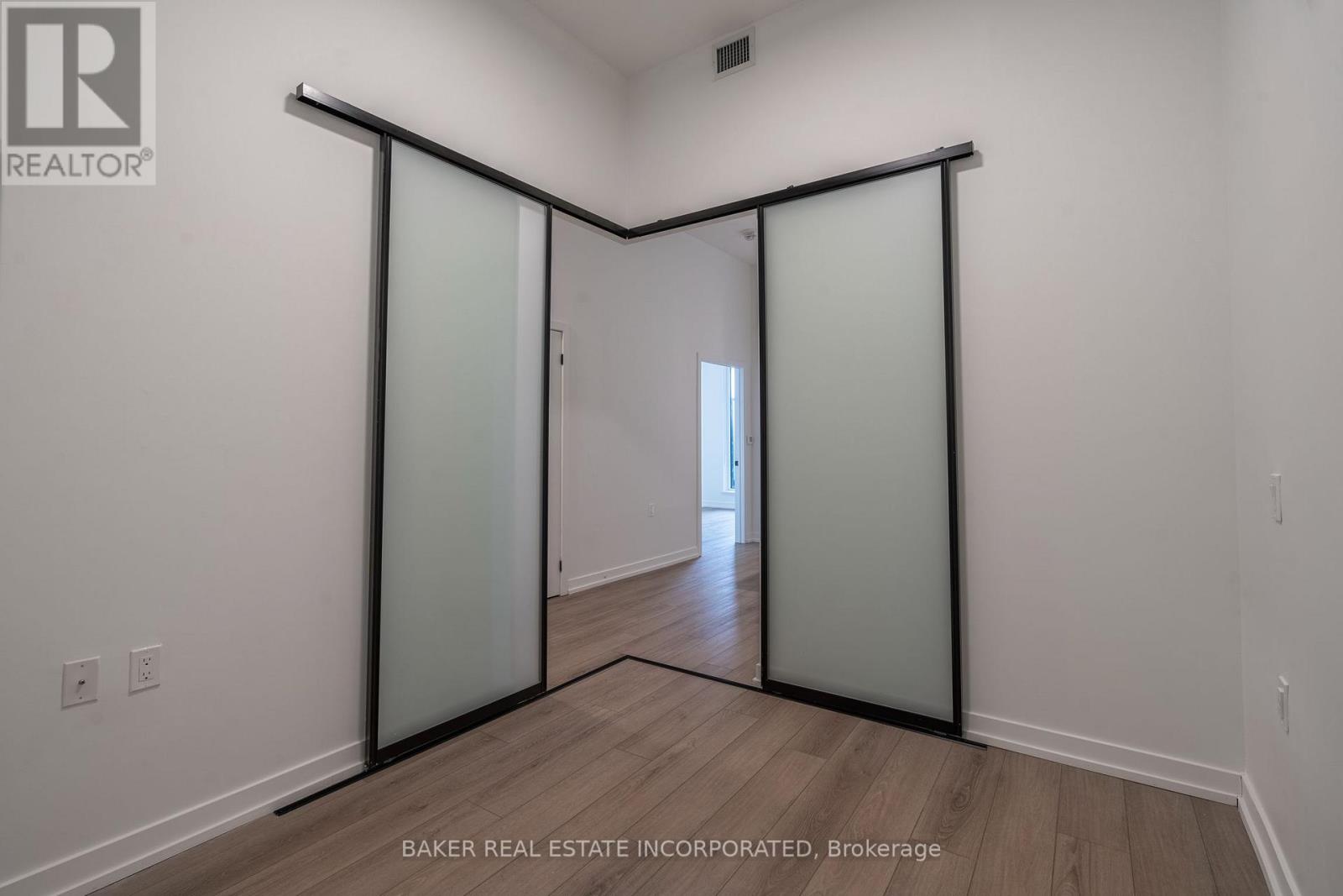 208 - 740 Dupont Street Property Photo 12