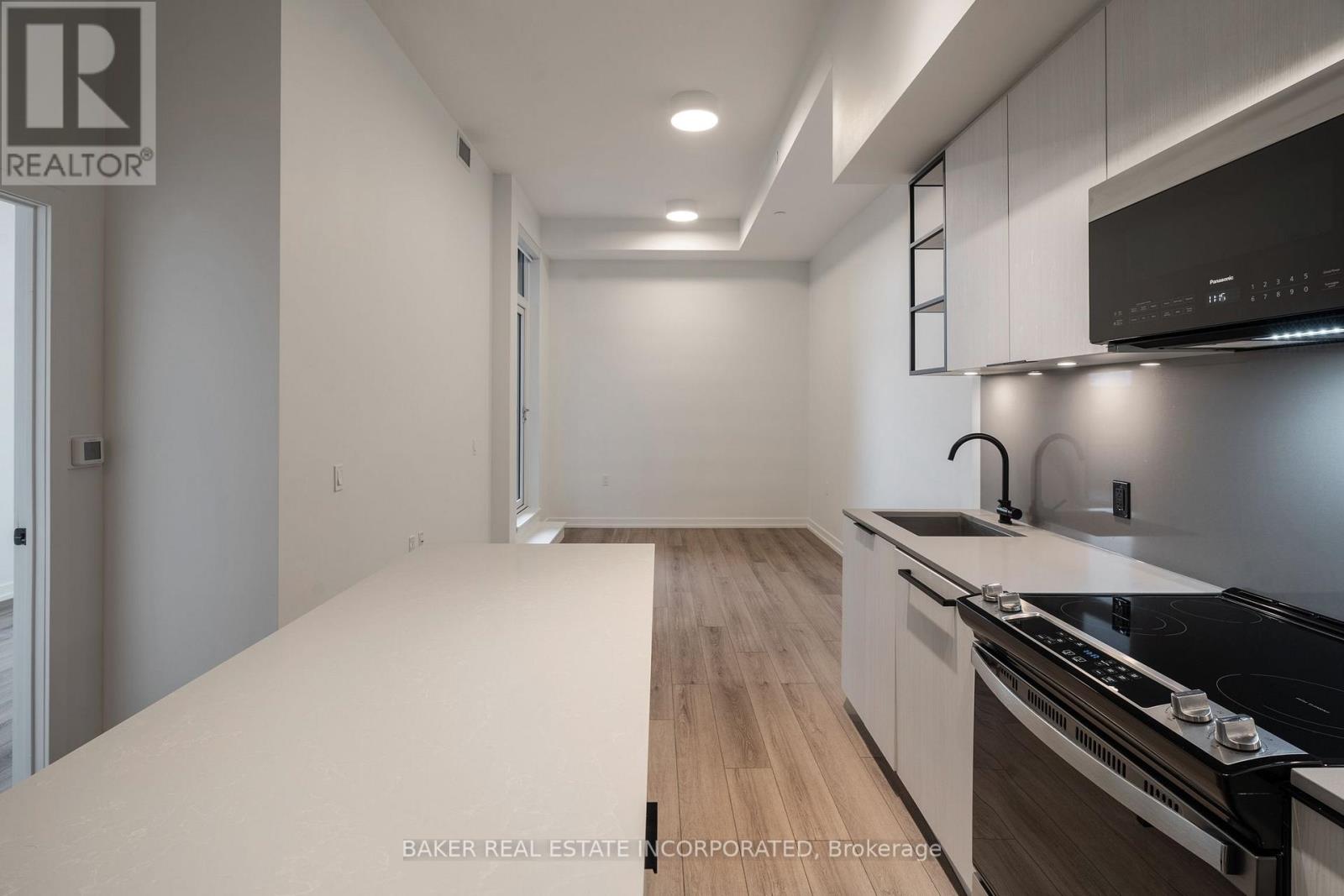 208 - 740 Dupont Street Property Photo 14