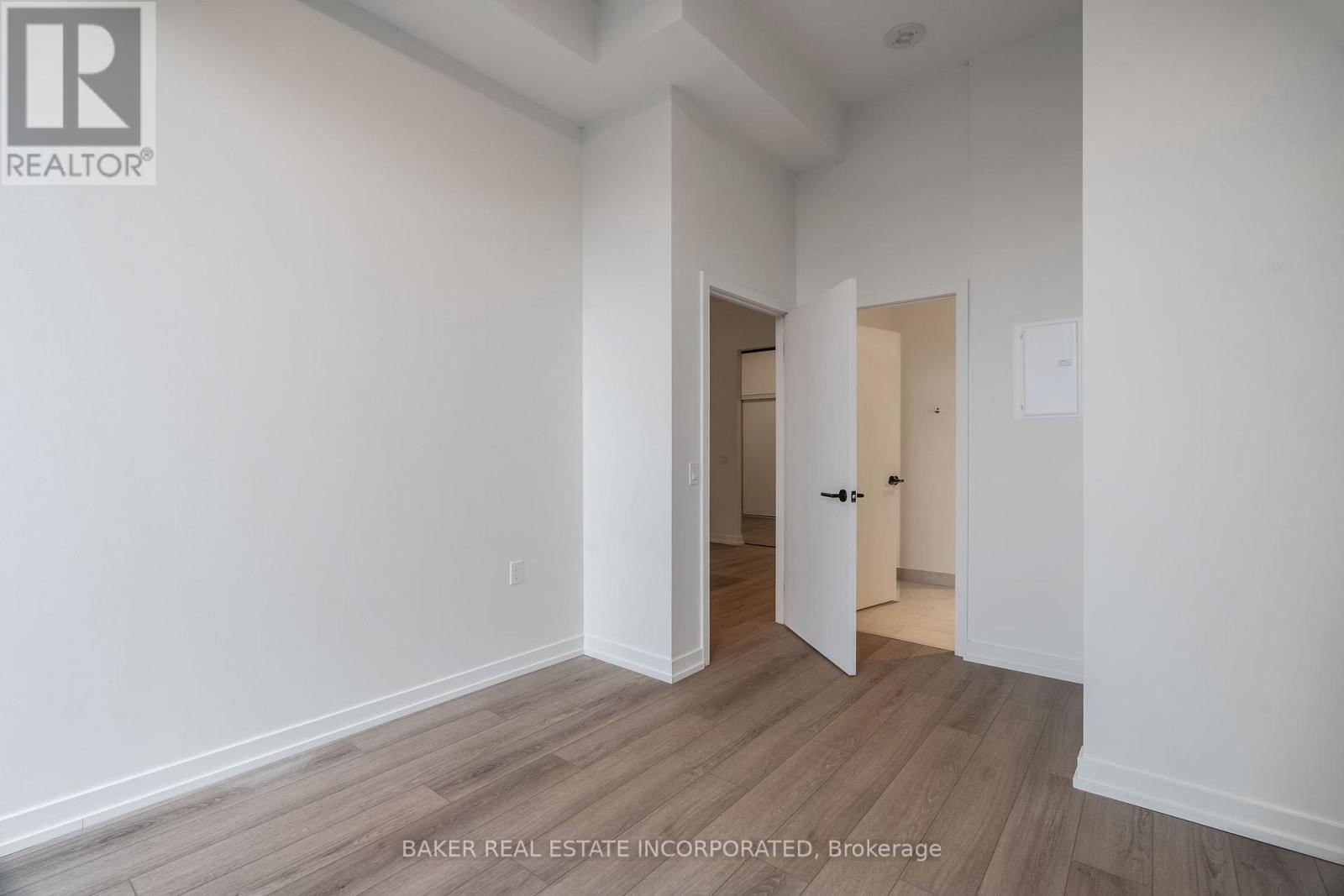 208 - 740 Dupont Street Property Photo 23