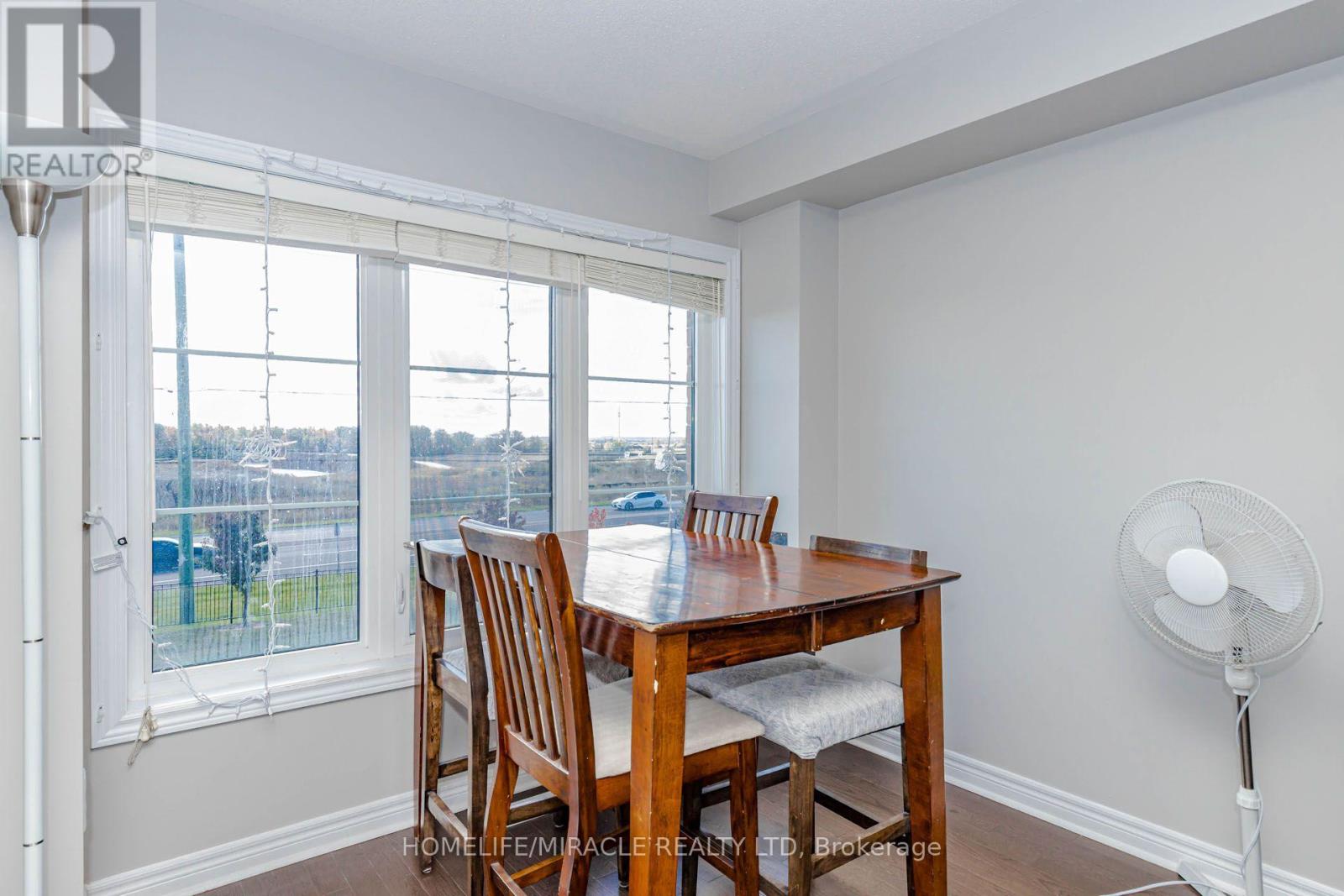 45 Padbury Trail Property Photo 18