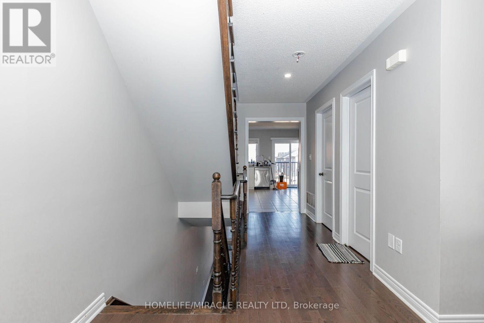 45 Padbury Trail Property Photo 19