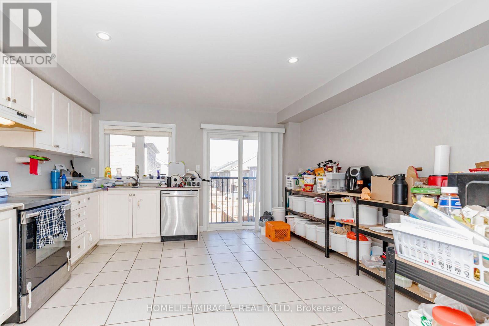 45 Padbury Trail Property Photo 21