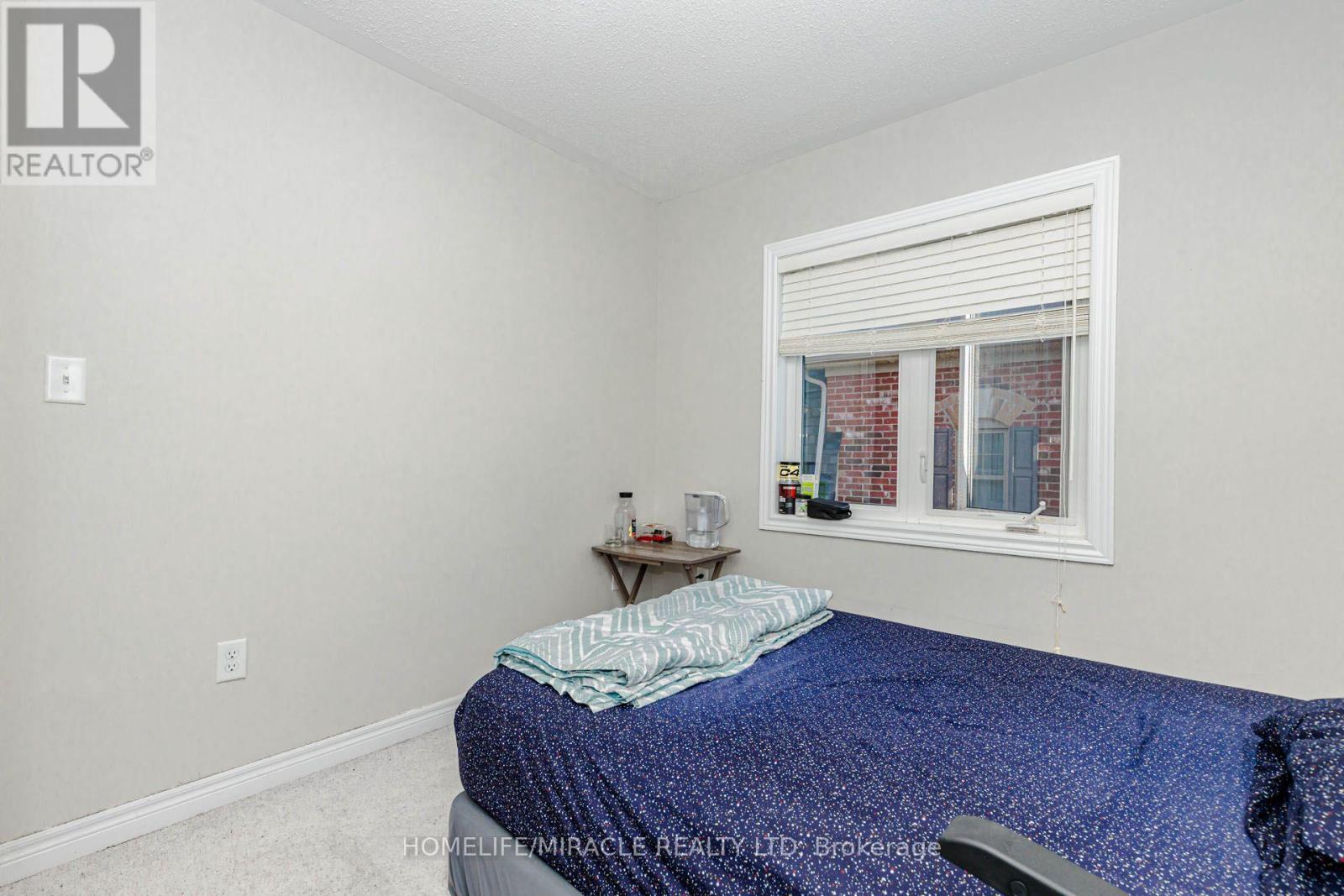 45 Padbury Trail Property Photo 37
