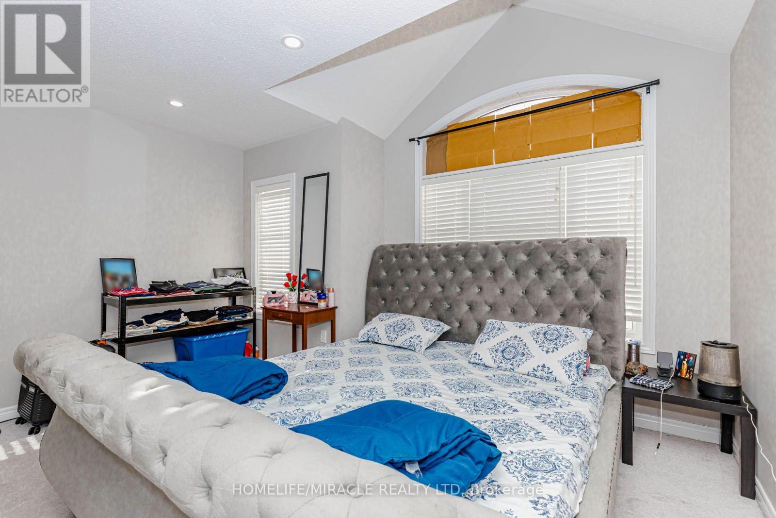 45 Padbury Trail Property Photo 39