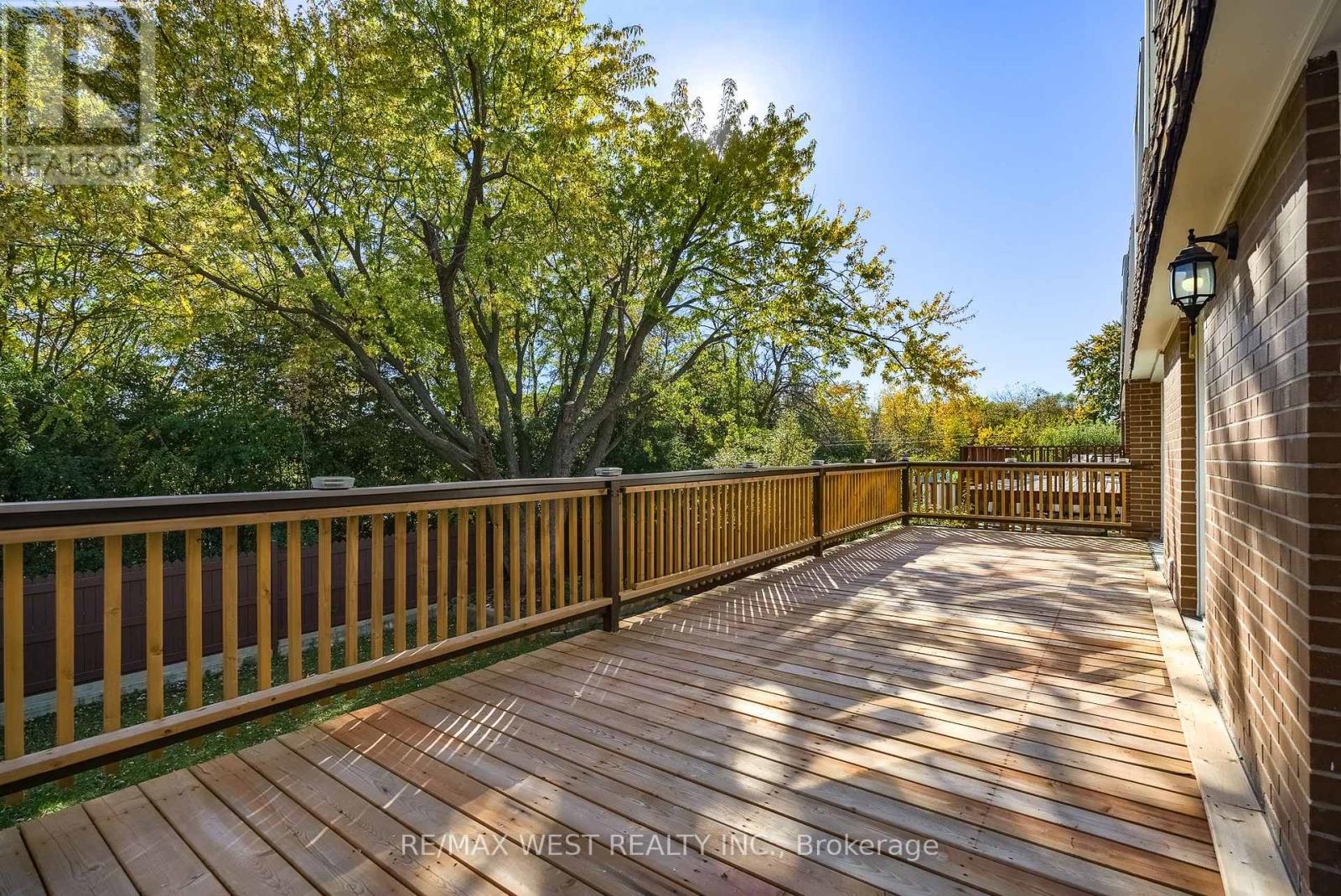 42 Masseygrove Crescent Property Photo 6