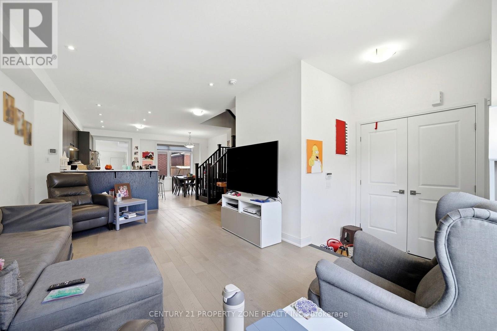 100 Pearman Crescent Property Photo 9