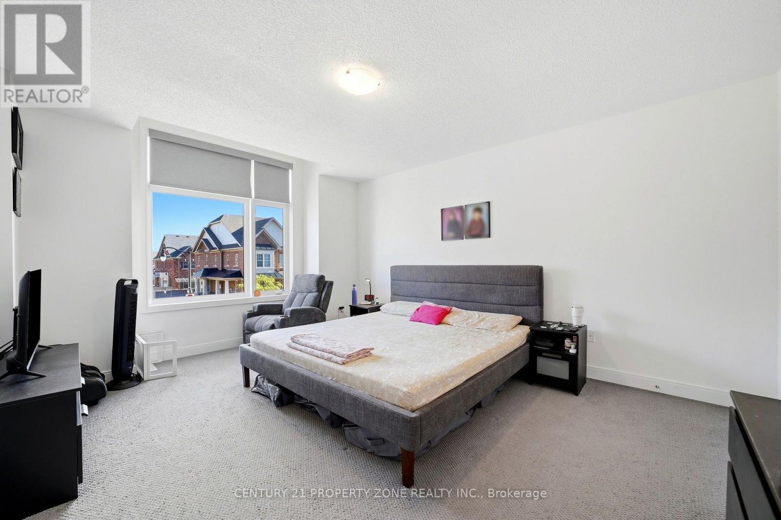 100 Pearman Crescent Property Photo 27