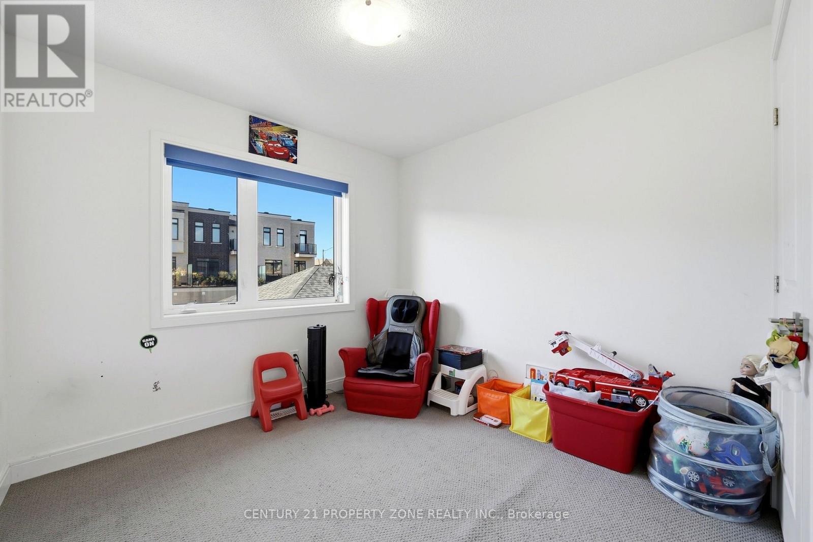 100 Pearman Crescent Property Photo 30
