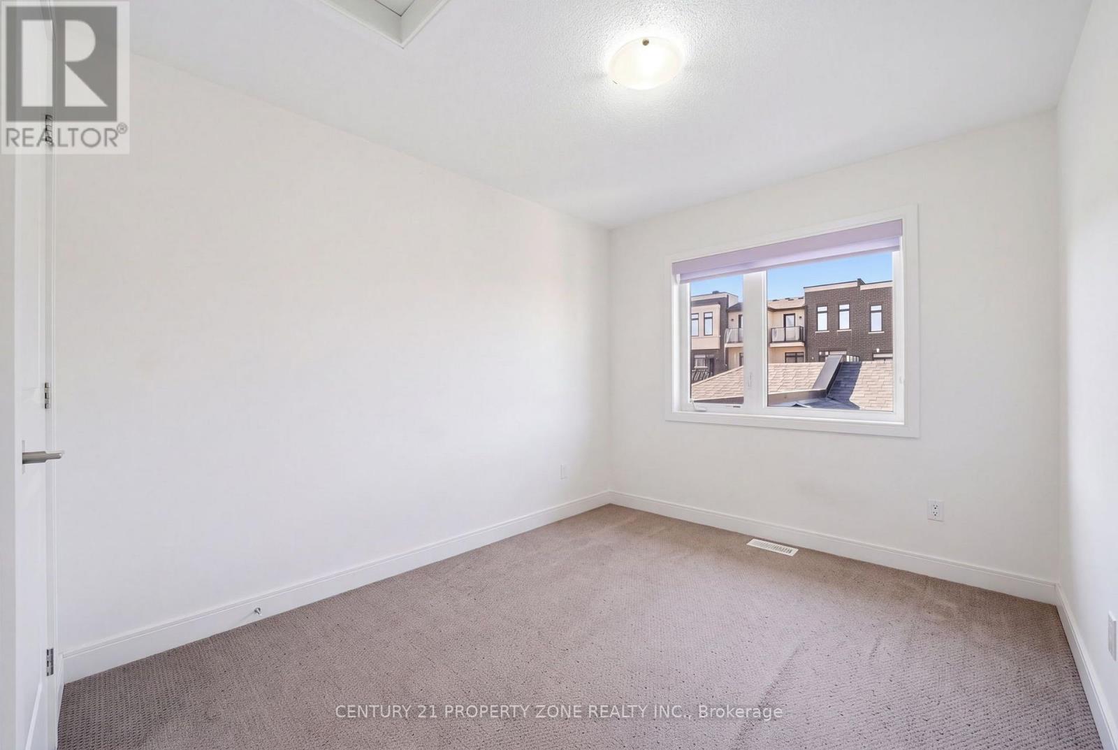 100 Pearman Crescent Property Photo 33