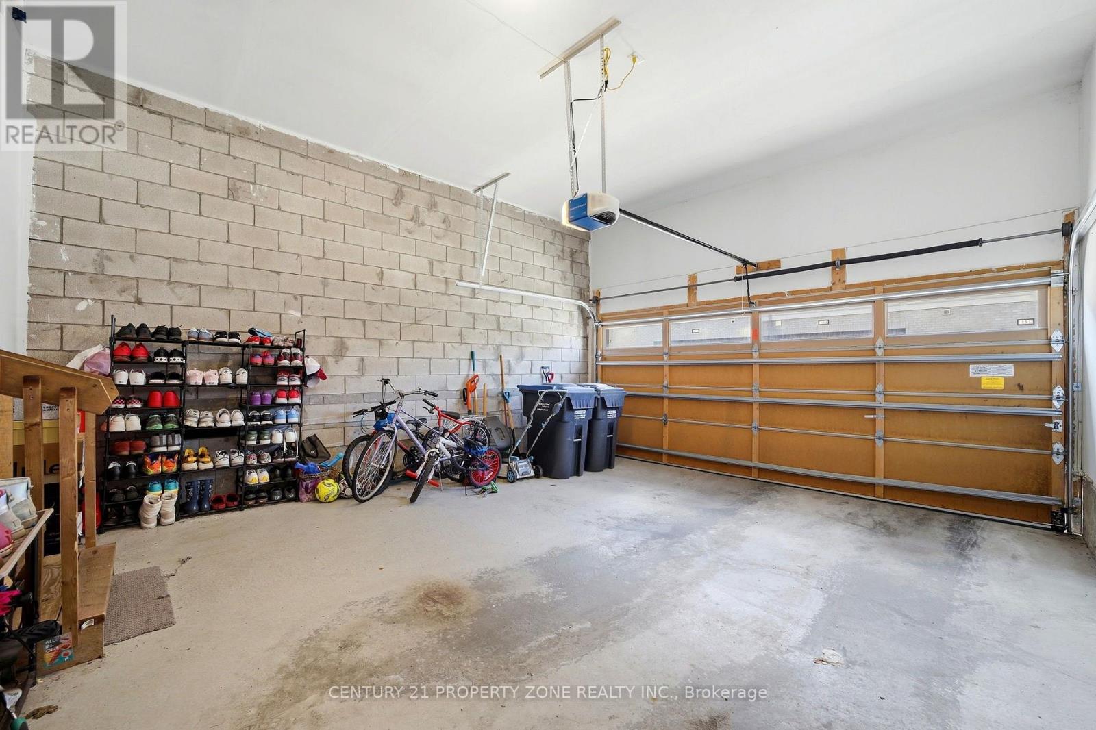 100 Pearman Crescent Property Photo 39