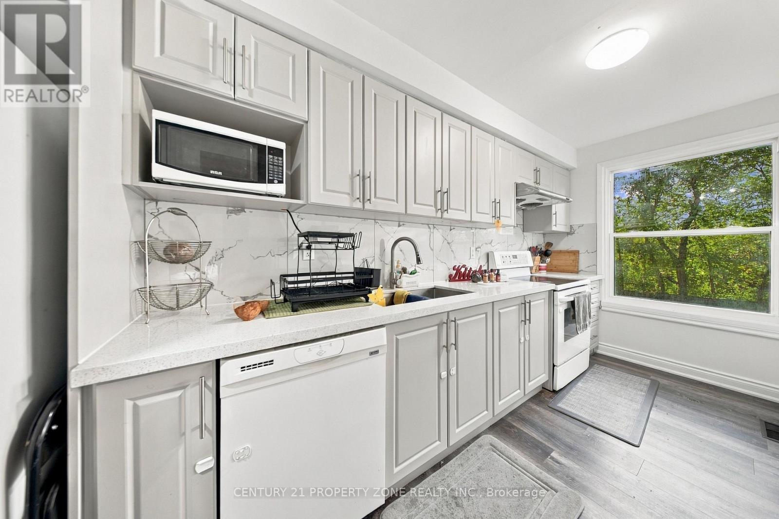 38 Eden Park Property Photo 16