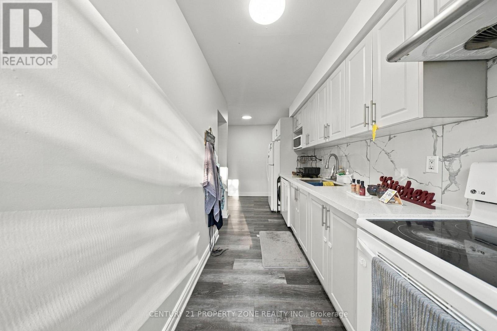 38 Eden Park Property Photo 18