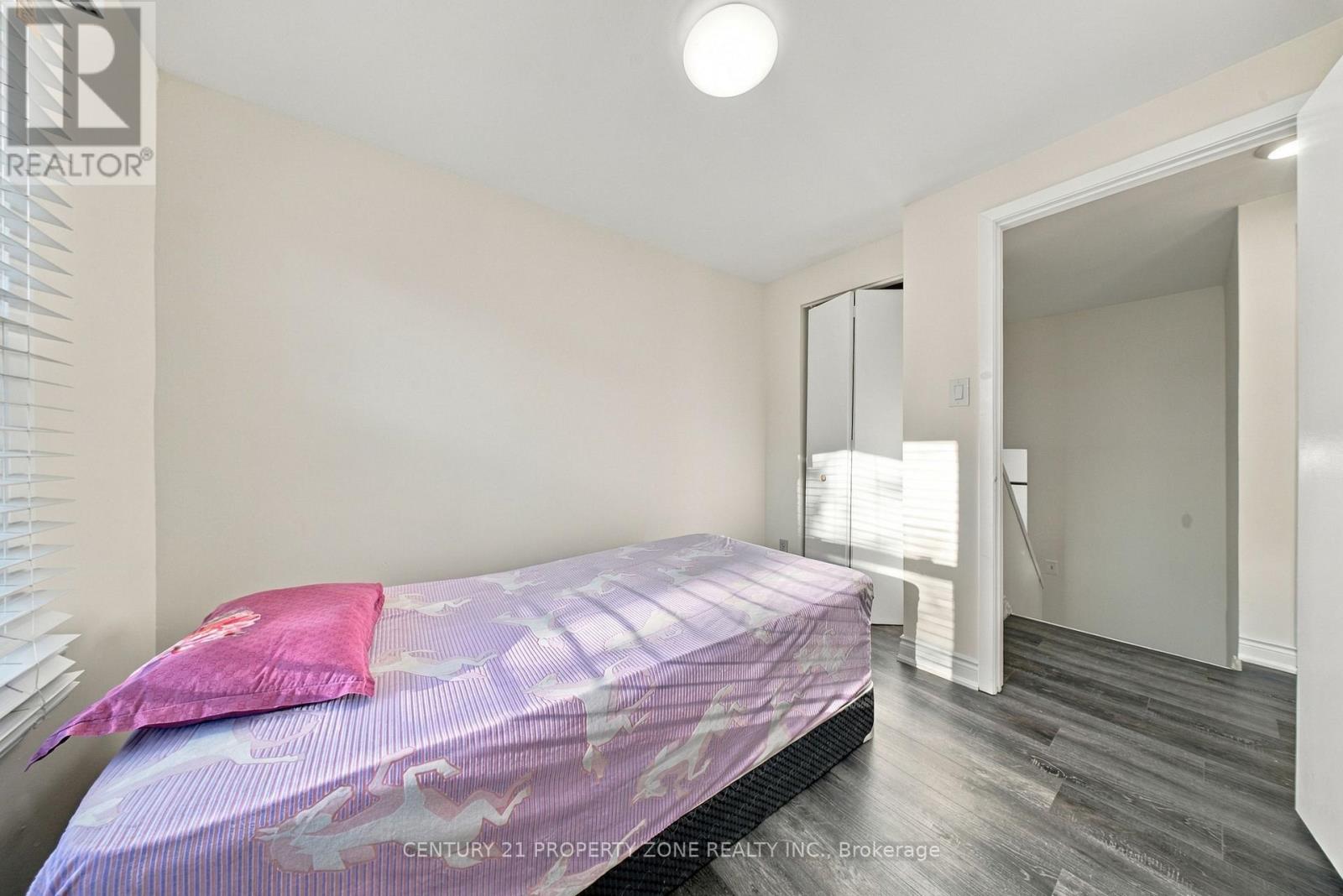 38 Eden Park Property Photo 29