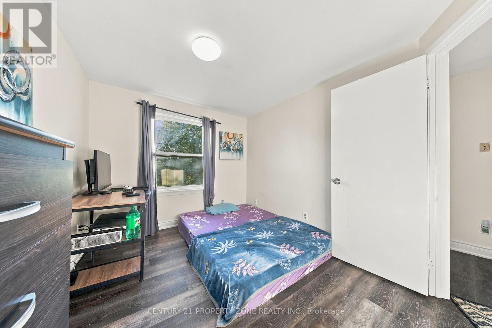 38 Eden Park Property Photo 31