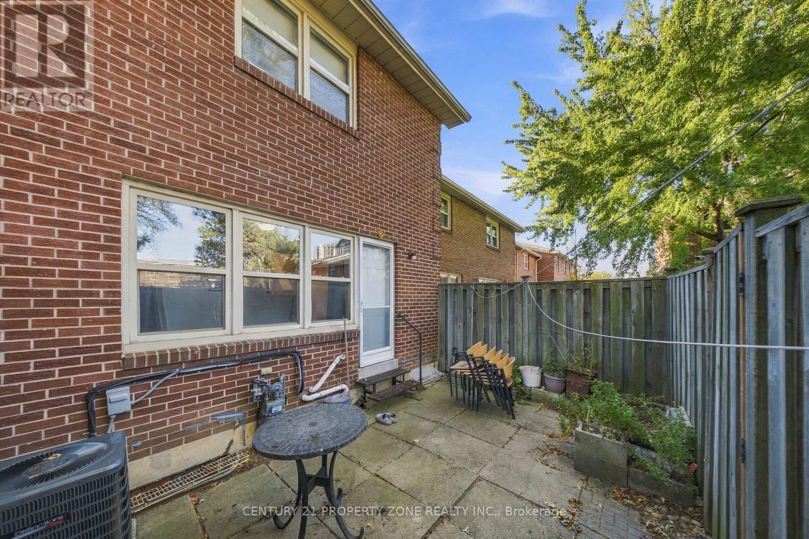 38 Eden Park Property Photo 40