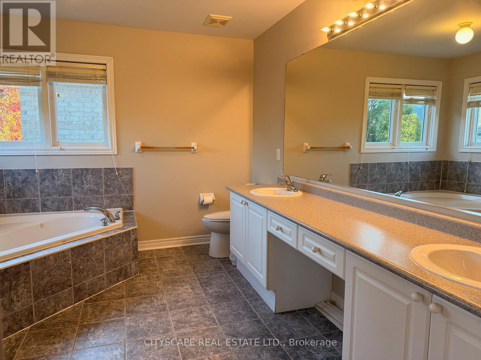 3232 Escada Drive Property Photo 16