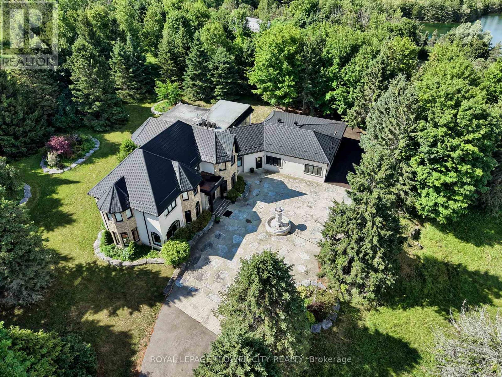 1 Flaherty Lane Property Photo 6