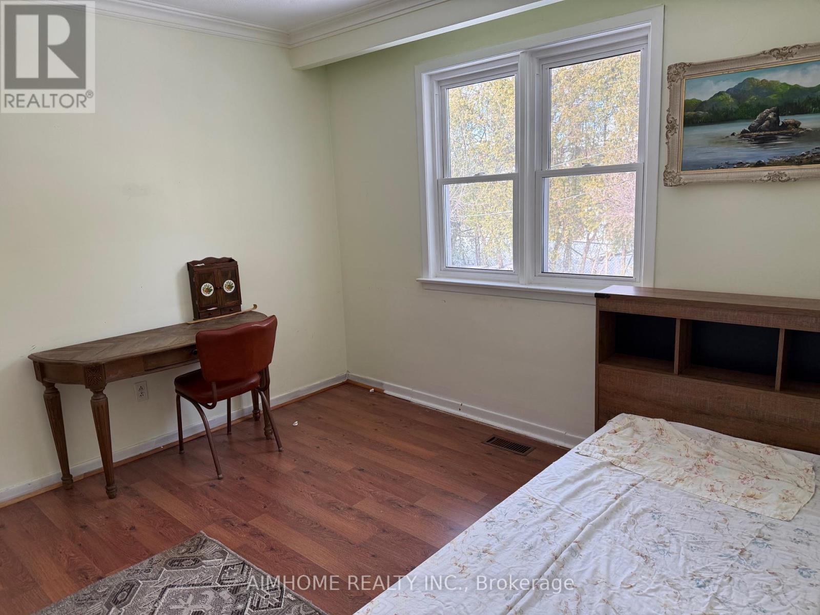 #1 - 68 Claver Avenue Property Photo 5